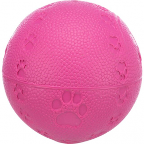Кучешка играчка Trixie Ball тапка от естествен каучук в розов цвят 6 см